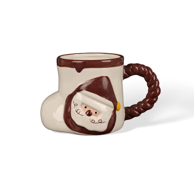 Wholesale Christmas-themed 3D ceramic mugs