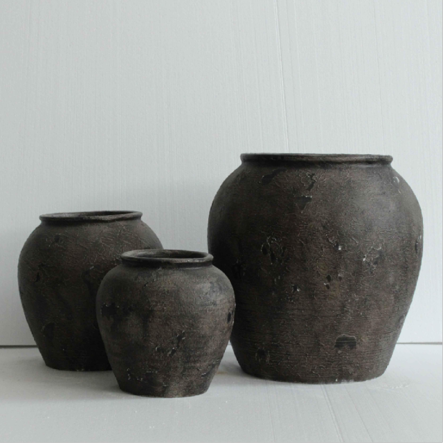 Wholesale vintage and aged magnesium oxide ceramic pots