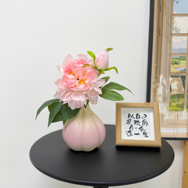 Wholesale onion-shaped gradient ceramic vase