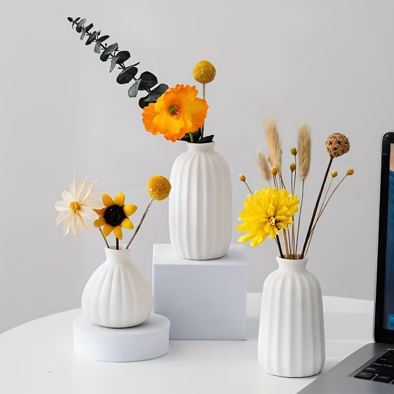 Wholesale vertical striped ceramic small vase