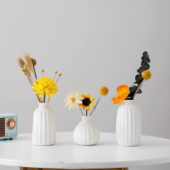 Wholesale vertical striped ceramic small vase