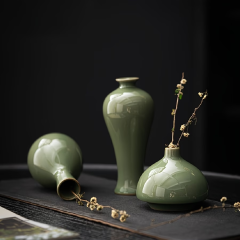 Wholesale Small Porcelain Vase with Glazed Color and Small Flowers