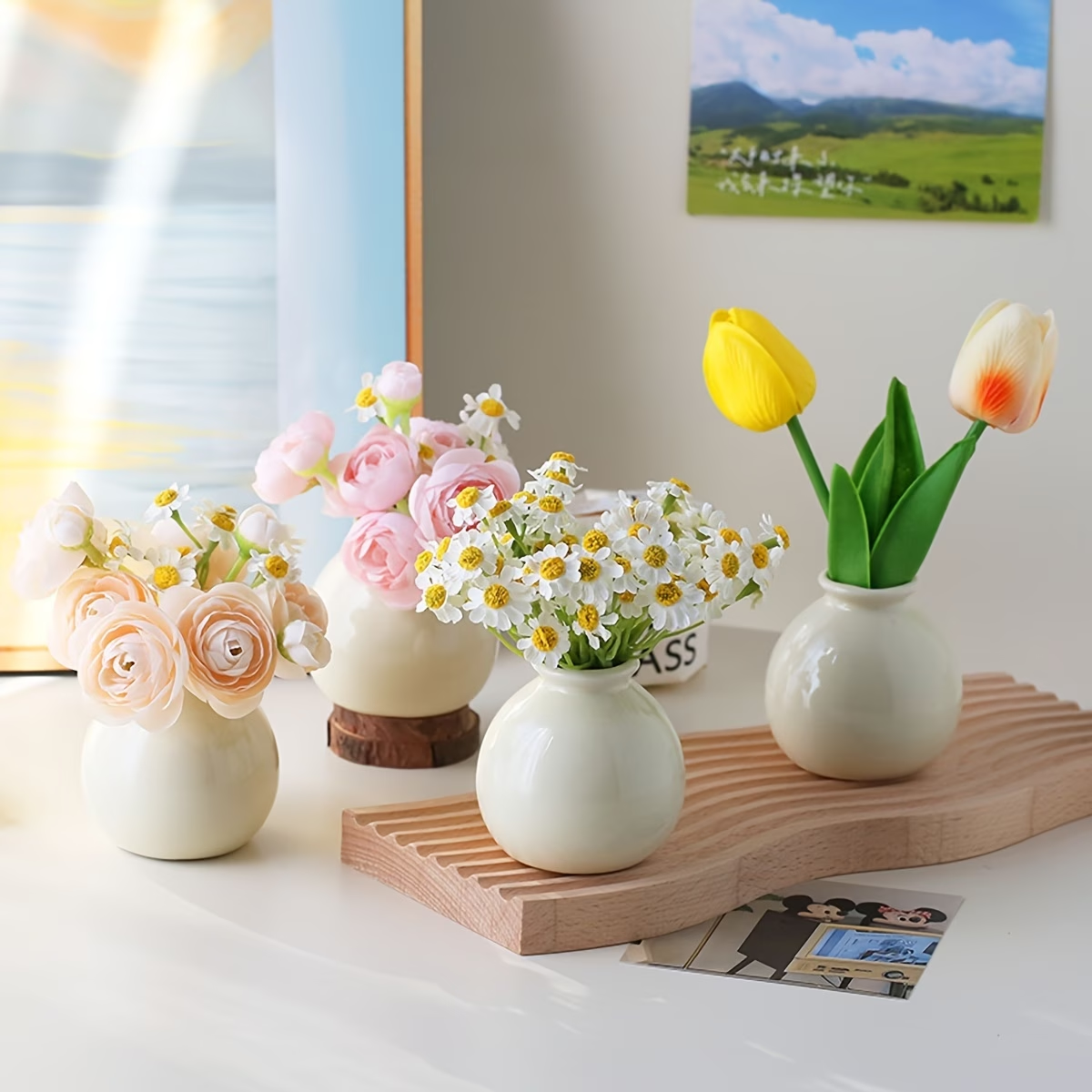 Wholesale white round ceramic mini flower vases with small floral designs