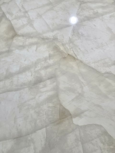 Lustrous Light White