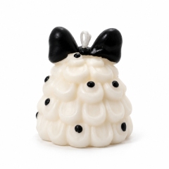 Bougie aromathérapie sapin de Noël à plis crème artisanale, cire de soja naturelle sans fumée parfum boisé lacté, décoration style ins avec nœud noir et pois cadeau de fête
