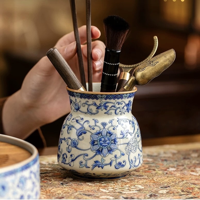 Light Luxury Ru Kiln Blue and White Kung Fu Tea Set - Premium Teapot and Teacup Collection