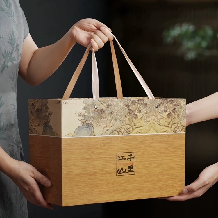 Authentic Xihu Longjing Tea Gift Box - Premium Mingqian Dragon Well Green Tea