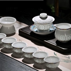10-Piece Interlocking Lotus "White Time Flows" Tea Set (Blue Base)