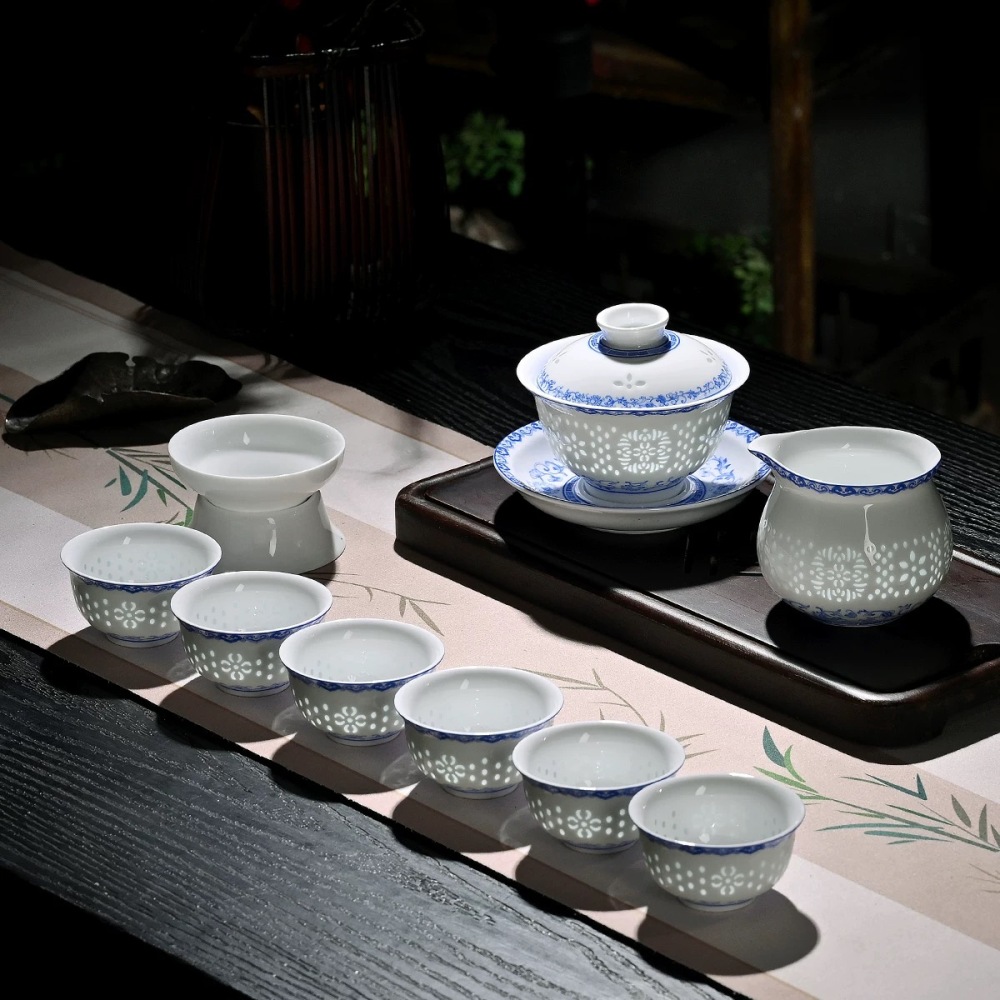 Jingdezhen Linglong Porcelain Three-Piece Gaiwan Set - Premium Kung Fu Tea Essentials