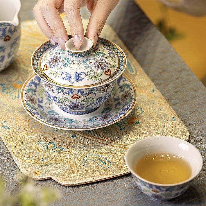 Enamel Painted Baoxiang Flower 15-Piece Tea Set Gift Box - Luxury Kung Fu Tea Collection