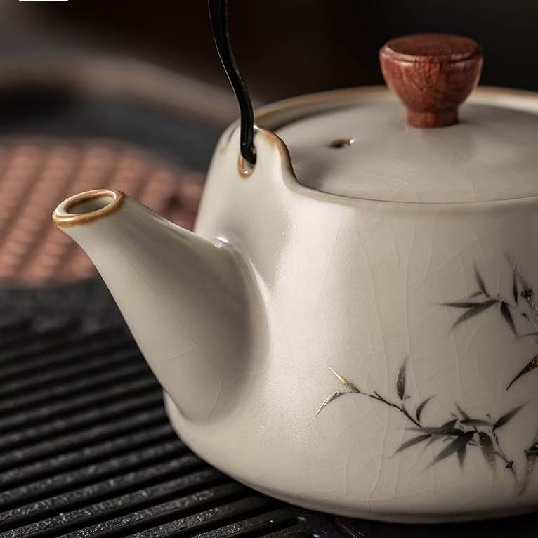 Luxury Ru Kiln Ceramic Tea Set - Signature Crackle Glaze Household Collection