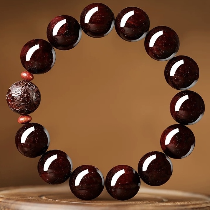 Natural Golden Vein Red Sandalwood Mala Bracelet