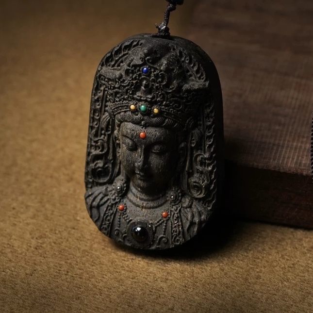 Agarwood Guanyin Pendant - Peace-Blessing Buddha Amulet