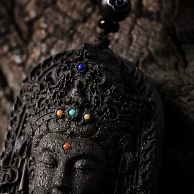 Agarwood Guanyin Pendant - Peace-Blessing Buddha Amulet