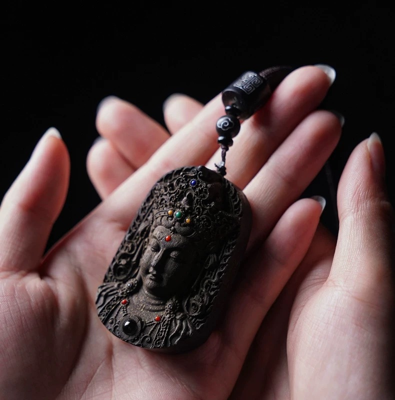 Agarwood Guanyin Pendant - Peace-Blessing Buddha Amulet
