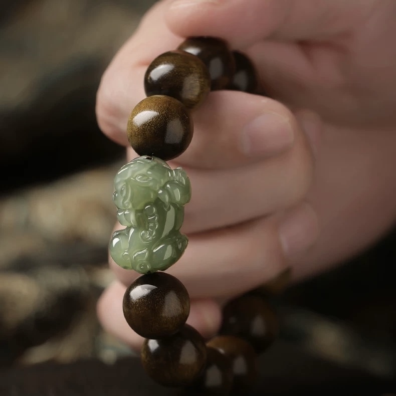 Natural Golden Phoebe Mala Bracelet for Men - Dark Wood & Hetian Green Jade Pixiu Collectible Wrist Strand