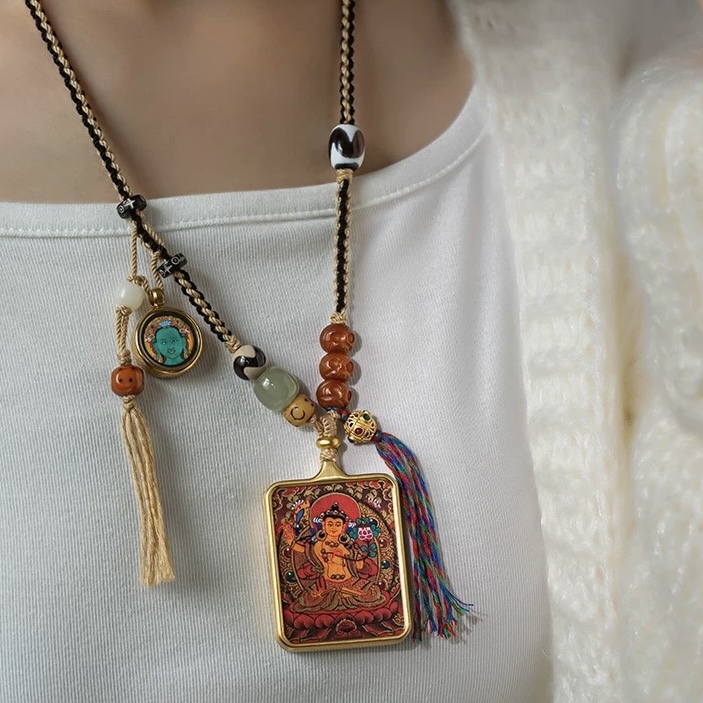 Tibet Hand-Painted Mahasthamaprapta Thangka Pendant (Supreme Lord of Great Power)