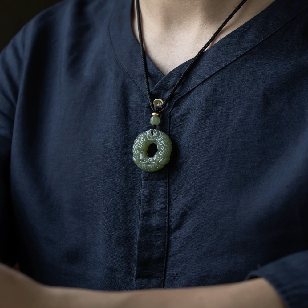 Natural Hetian Jade Double-Sided Pixiu Peace Buckle Pendant for Men