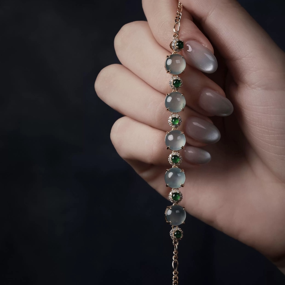 New Chinese-Style Natural Jadeite Bracelet - High-Transparency Ice Type Blue Jadeite Beaded Strand