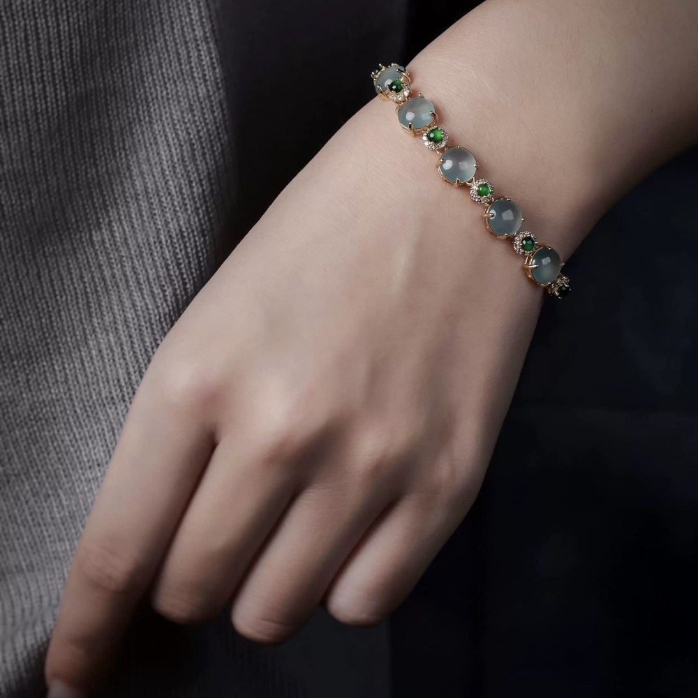 New Chinese-Style Natural Jadeite Bracelet - High-Transparency Ice Type Blue Jadeite Beaded Strand
