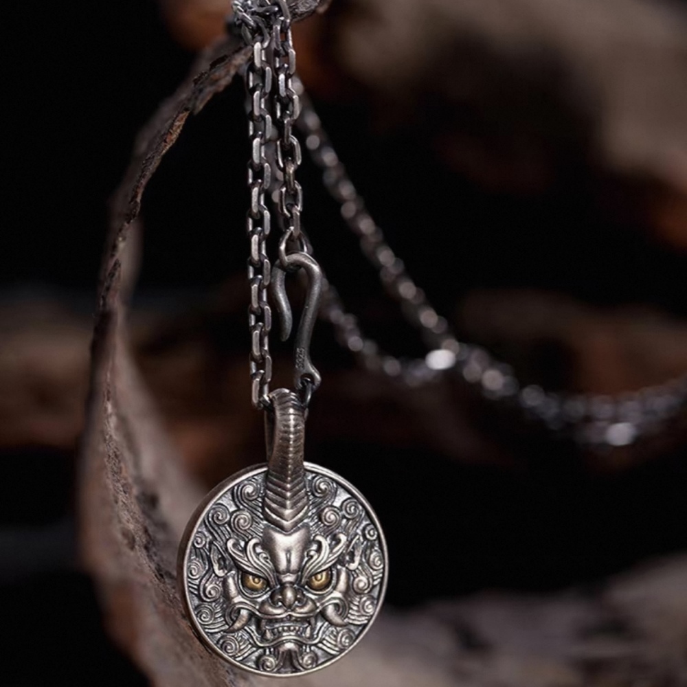 Retro Chinese-Style Silver Pixiu Necklace Pendant