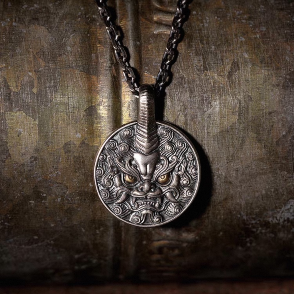 Retro Chinese-Style Silver Pixiu Necklace Pendant