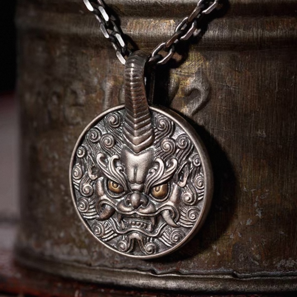 Retro Chinese-Style Silver Pixiu Necklace Pendant