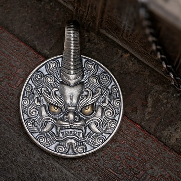 Retro Chinese-Style Silver Pixiu Necklace Pendant