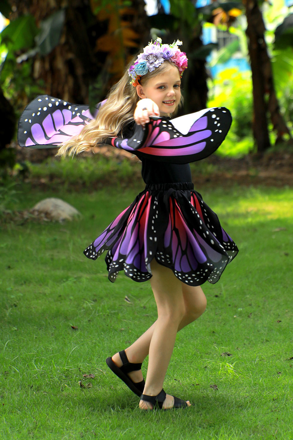 Kids Monarch Butterfly Dress-Up Set with Cape, Skirt, Mask, Headband, Stickers, Invitation Cards & Magic Wand – One Size Fits 39"–55" (100–140 cm)  Colors: Orange, Purple