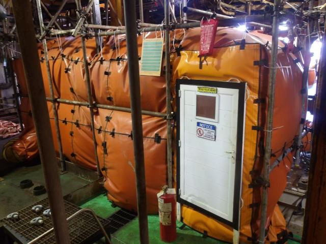 pressurized hot work habitat