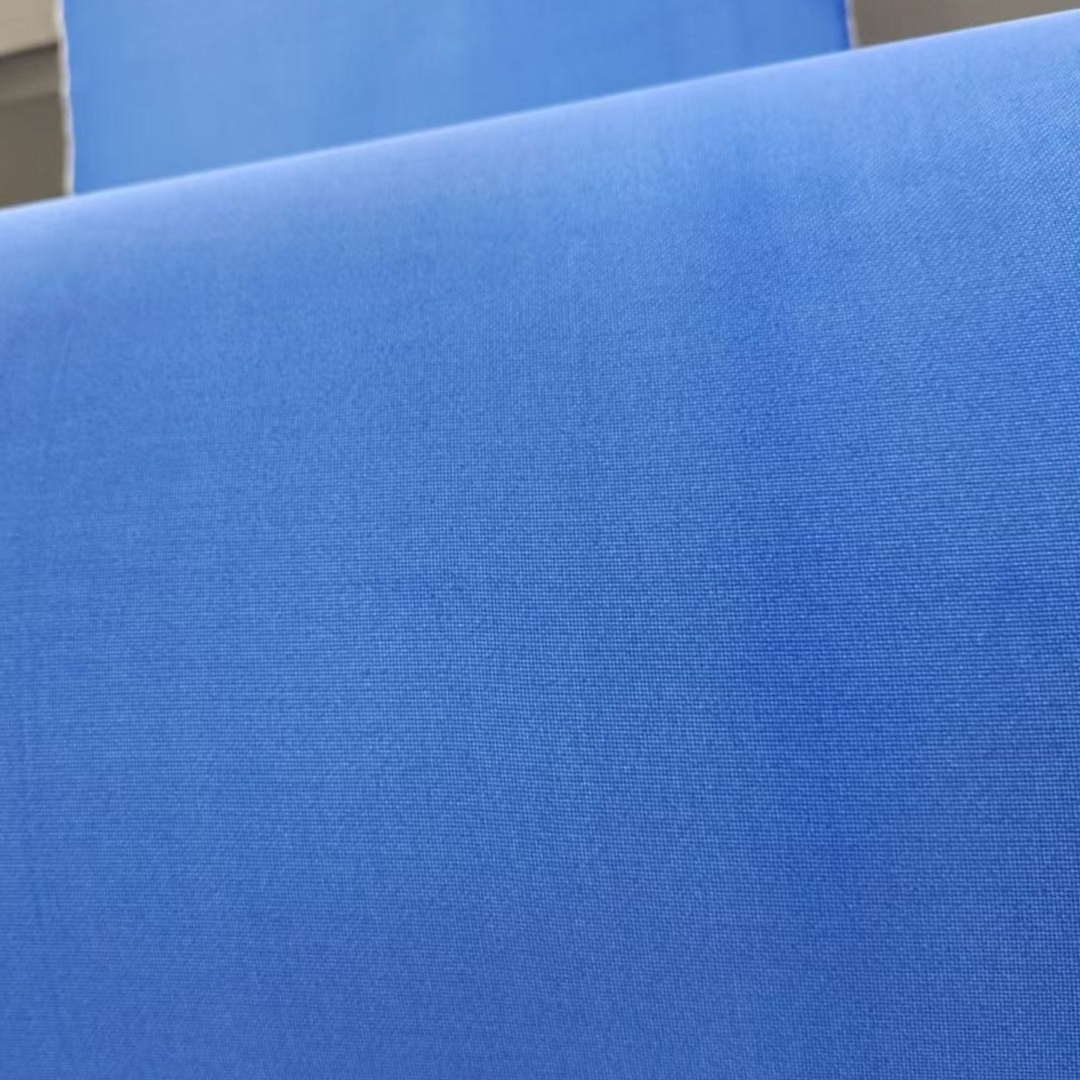 0.7mm 700gsm blue pu coated fiberglass fabric 