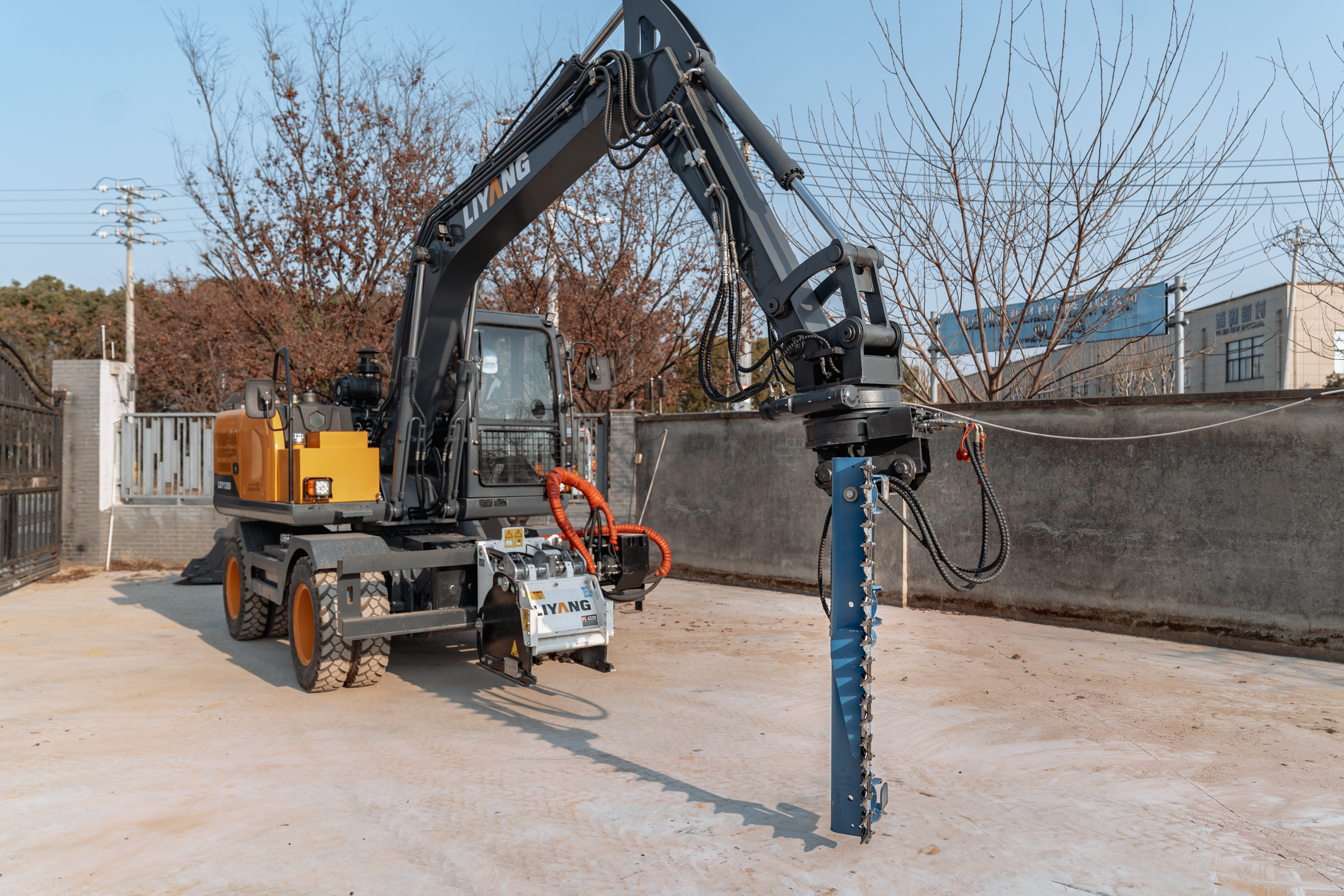 Scissor-type hedge trimmer【HX270】
