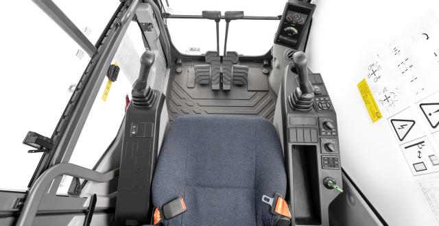 EC220CN4