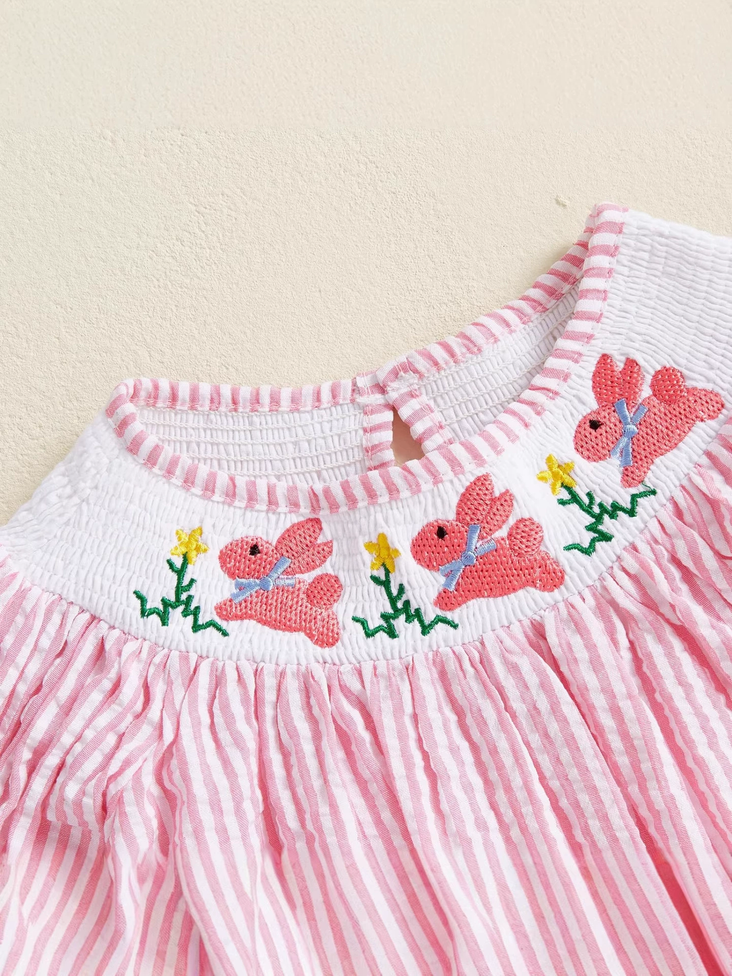 Kids girls short sleeve crew neck smocking embroidery dress