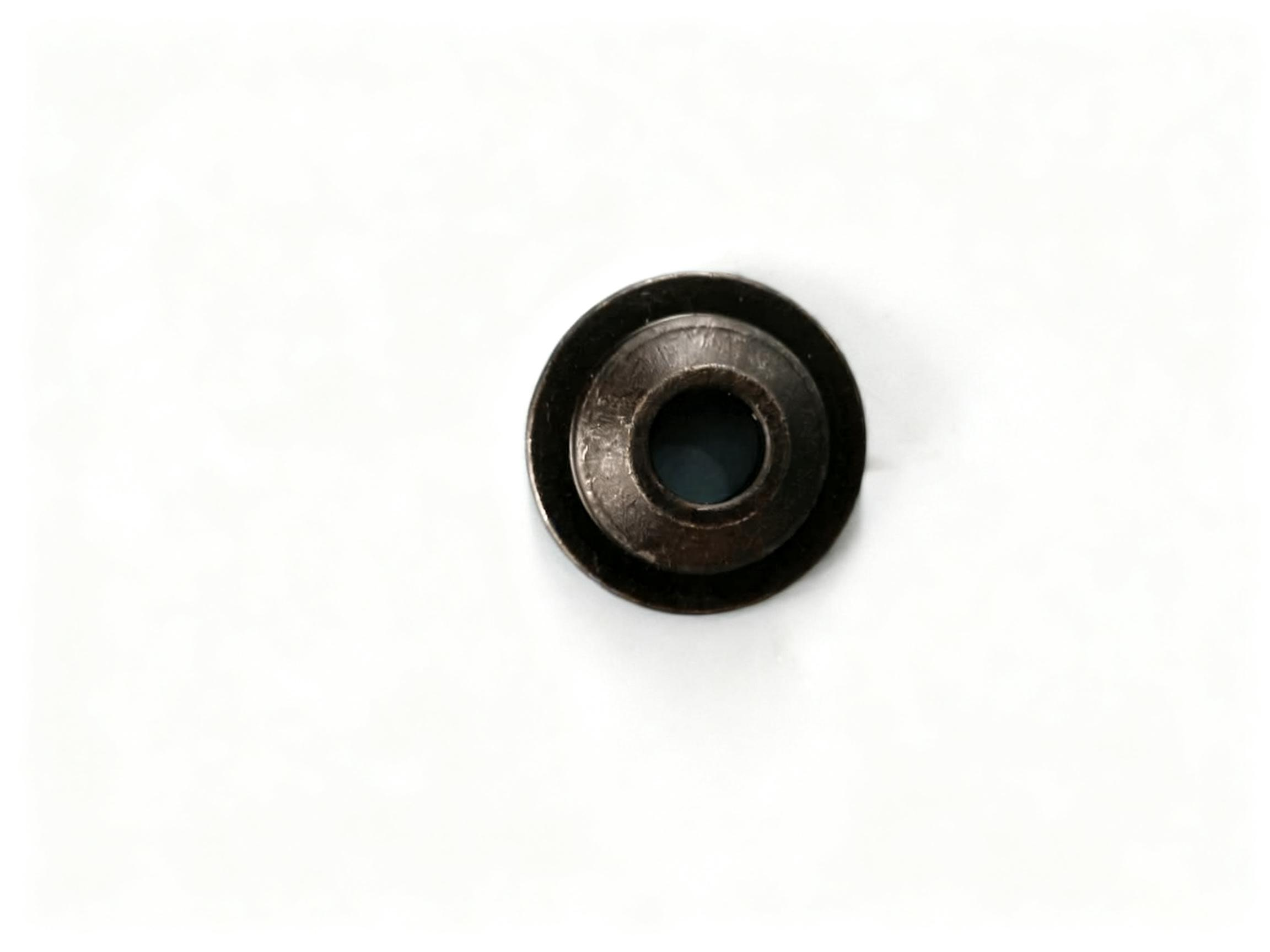 Valve spring upper seat
