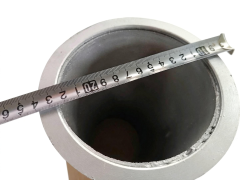 Exhaust pipe (420) is connected to the muffler.