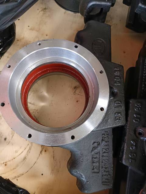 Balance shaft housing