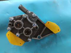 Oil pump assembly