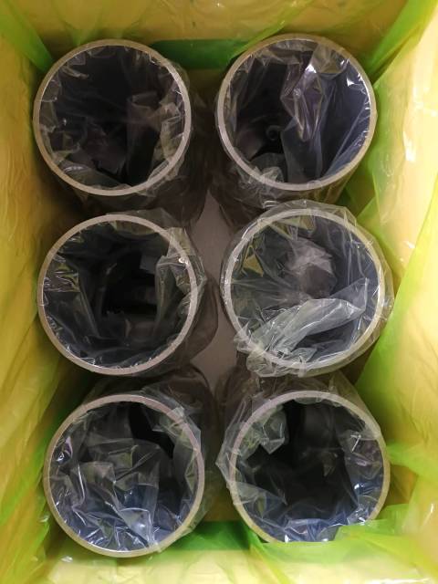 Four sets of accessories