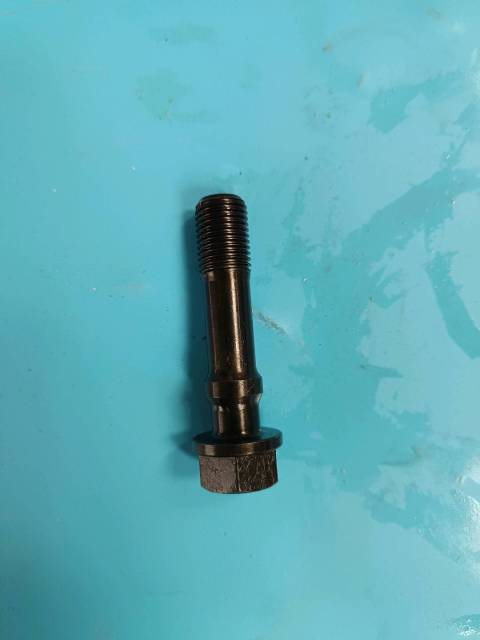 connecting rod bolt