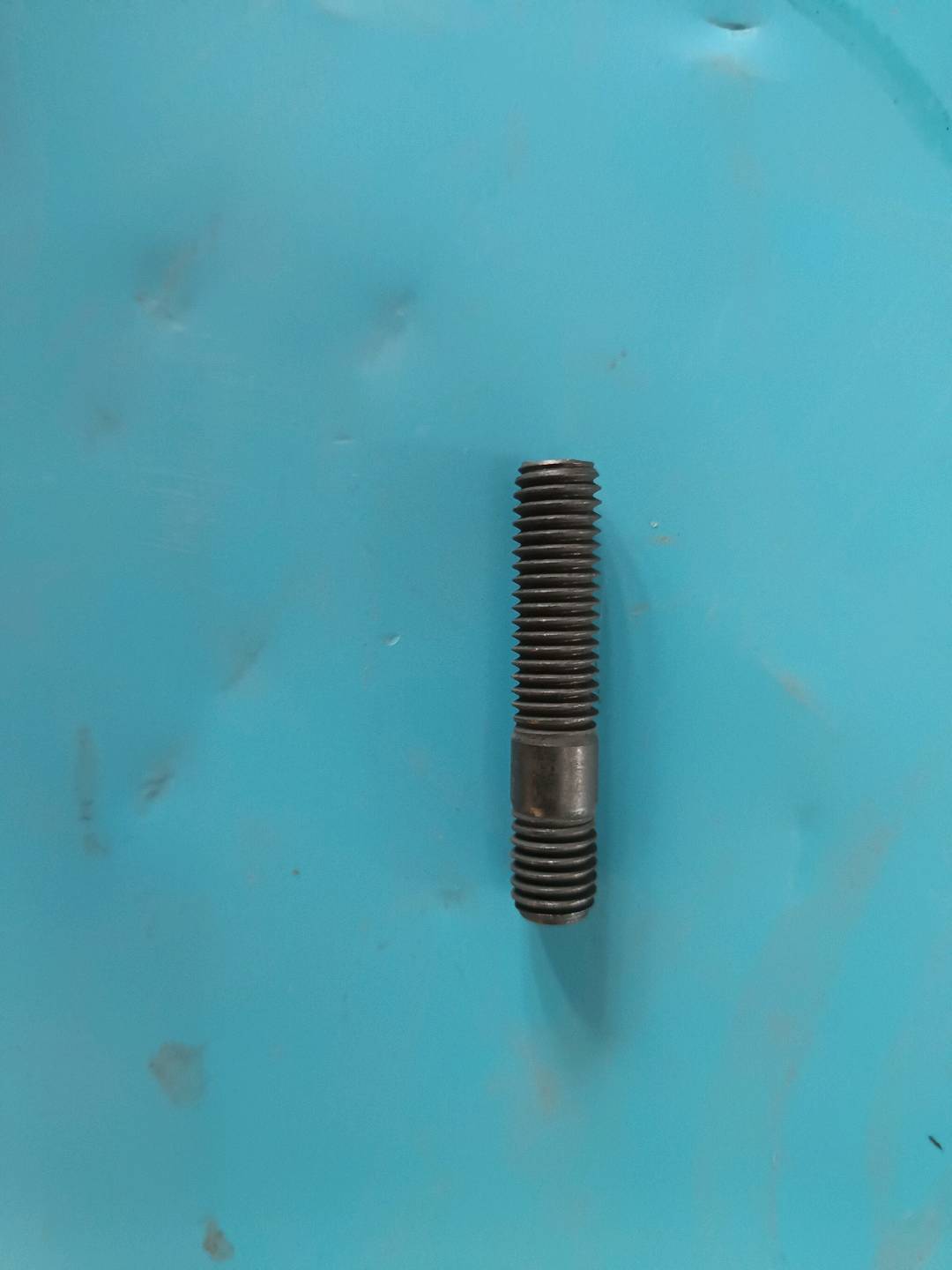 Doutlr end stud