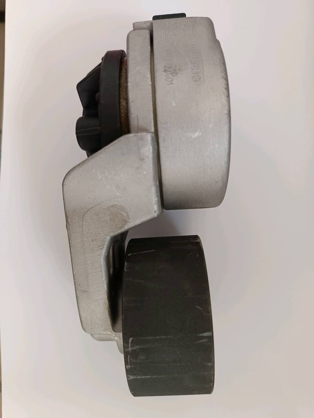 tensioning wheel