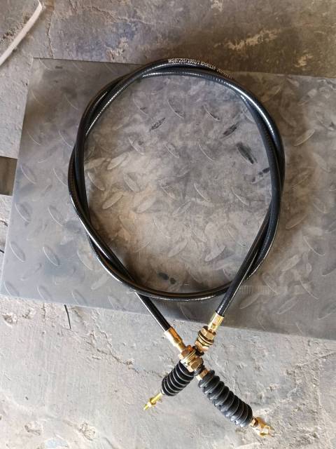 Throttle pull cable assembly