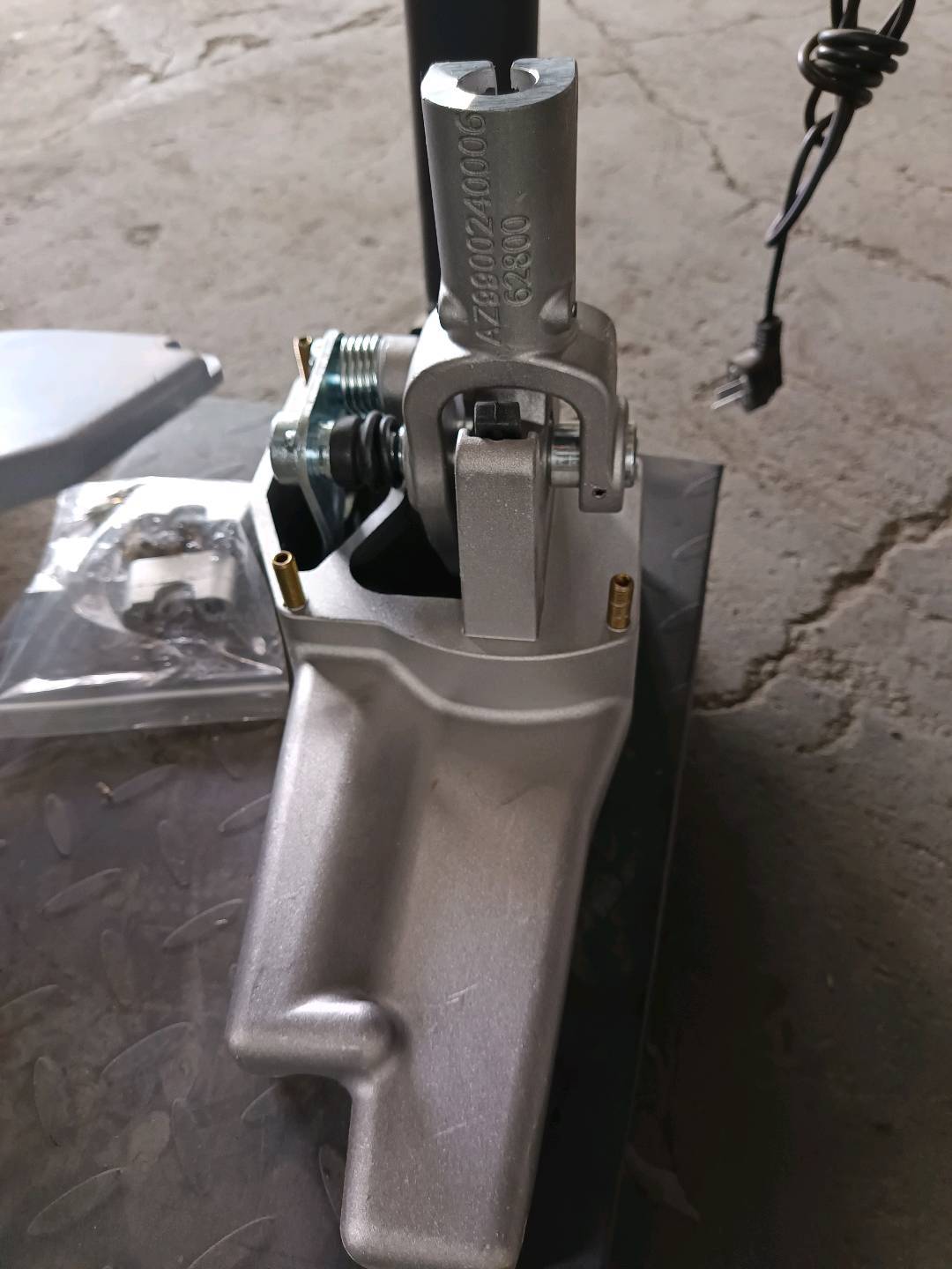 Manipulator assembly