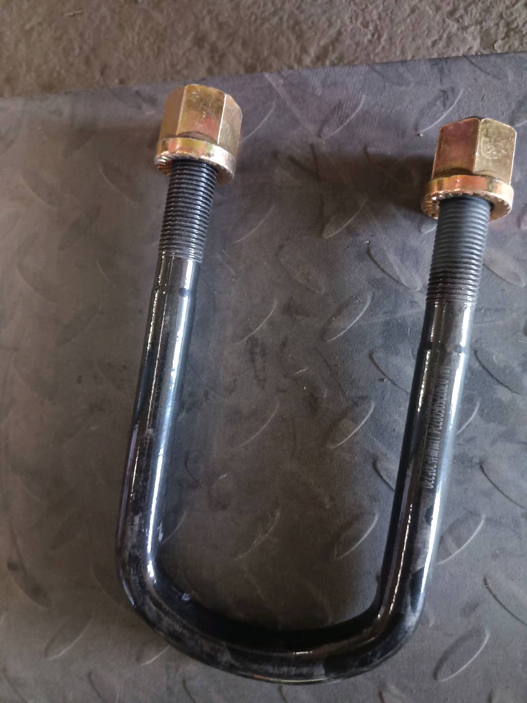 U-shaped bolt