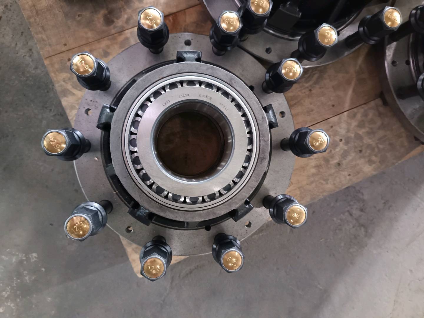Rear hub assembly