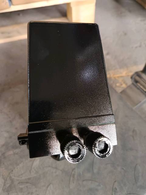 Hydraulic manual oil pump