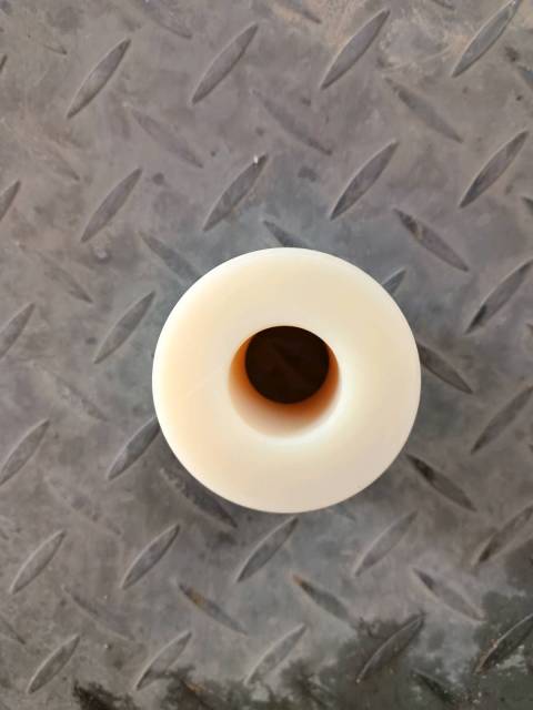 Pull rod nylon sleeve