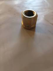 Rear-mounted horse bolt nuts