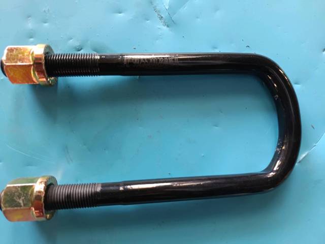 Front spring-mounted horse bolt